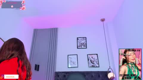 dreamleah_ online show from December 14, 5:46 am