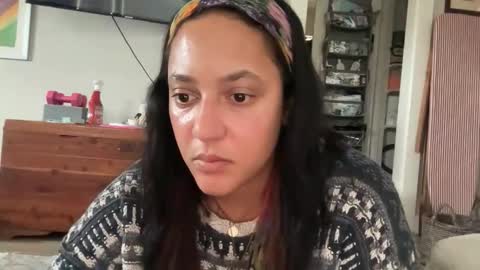 RIRI OR DREAMY online show from February 11, 10:44 pm