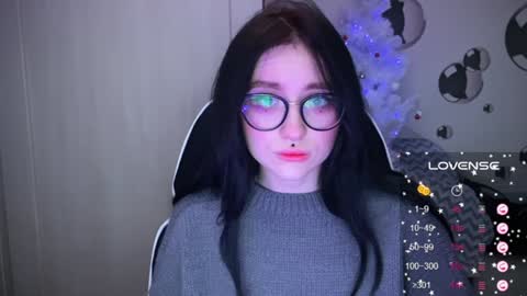 Tara  online show from January 12, 8:25 pm