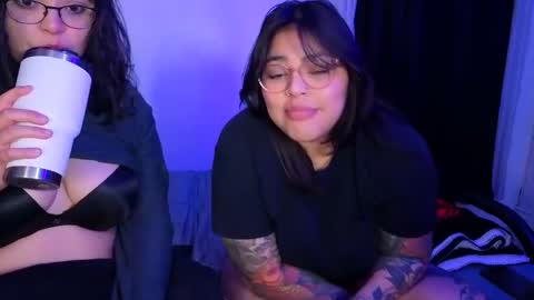 Drizzypeach602 online show from March 2, 5:08 am