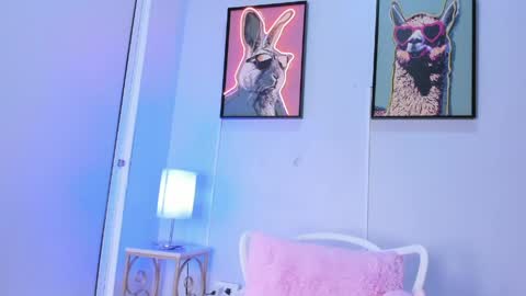 dulce__fiore07 online show from April 3, 2:37 pm