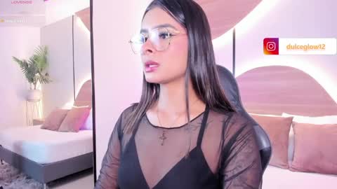 D U L C E online show from April 16, 8:41 pm