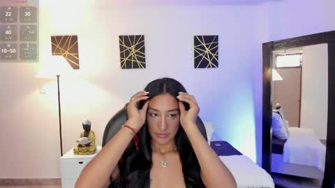 NICOLLE online show from April 18, 7:07 pm