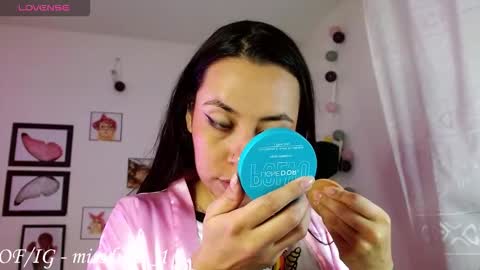 Dulce online show from February 15, 8:02 am