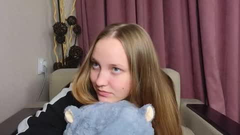 Jenny online show from December 21, 7:18 pm