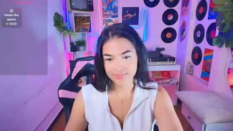 duulce_mia online show from July 6, 11:26 am