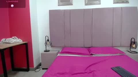 dymoni222 online show from March 3, 1:15 pm