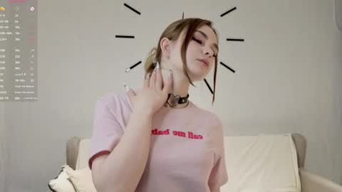 Jess online show from April 9, 4:37 am