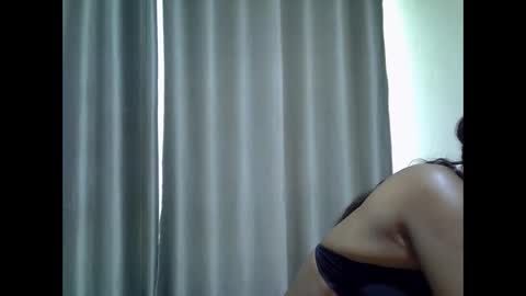 east_queen online show from September 12, 9:07 am