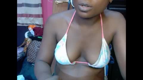 eatuupx online show from March 18, 1:10 am