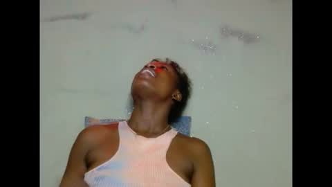 eatuupx online show from December 4, 10:06 am