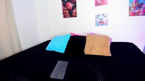 ebony_cute9 online show from November 19, 7:14 pm