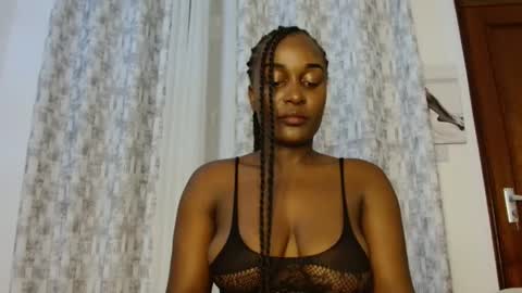 ebony online show from November 12, 10:52 pm