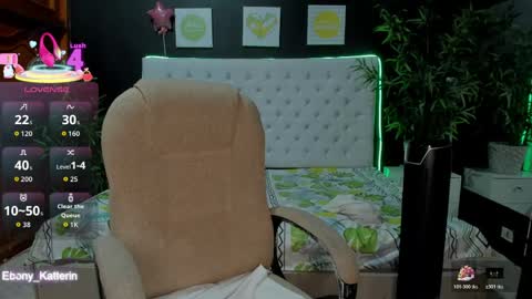 ebony_katterin online show from April 18, 11:35 am