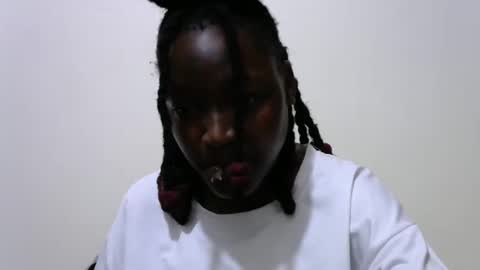 ebony_lara online show from January 18, 7:10 pm