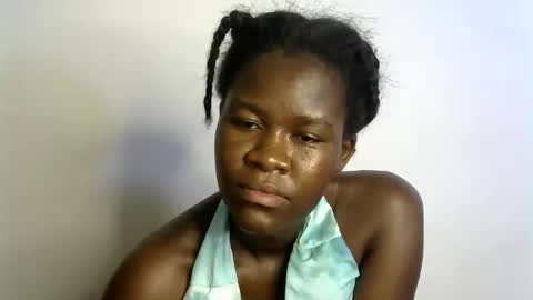 ebony_lynne online show from April 15, 7:58 pm