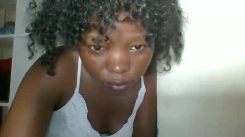 Malikia online show from December 3, 1:13 pm