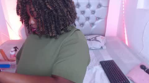 LINA  online show from October 17, 3:32 am