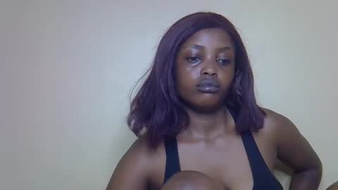 ebony_rubie online show from December 14, 8:20 am