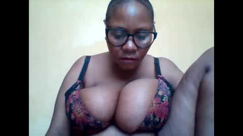 MAMITO online show from November 21, 11:01 am