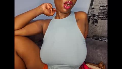 Ebony Melanie online show from November 23, 10:11 pm