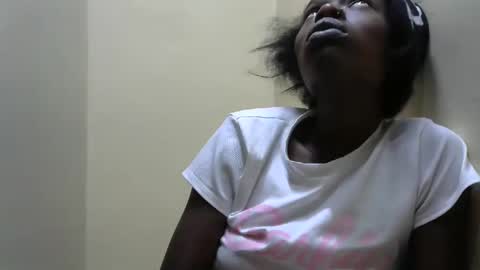 Liz online show from February 6, 9:53 am