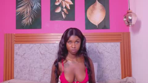 ebonyndsavage online show from April 18, 7:58 pm