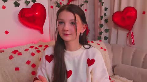 Lisa  online show from February 13, 11:47 pm