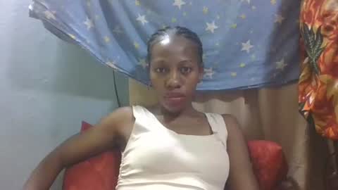 edwige770943 online show from April 16, 5:08 am