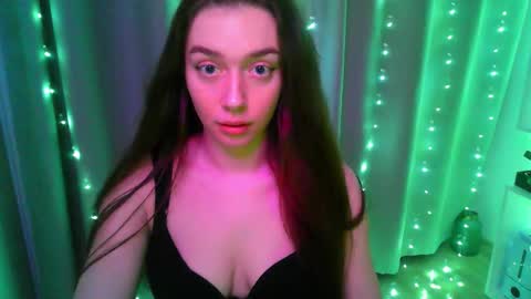effie_balconii online show from February 9, 3:03 pm