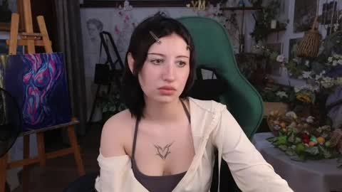 effiemeowley online show from April 4, 6:45 am