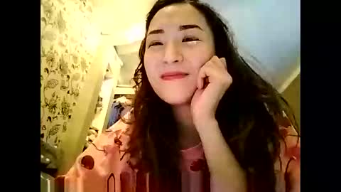 Effy online show from March 6, 7:54 pm