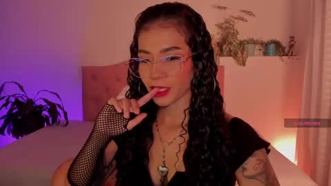 Snapshot of effy_cb chatting on January 27, 5:58 am effy online show from January 27, 5:58 am