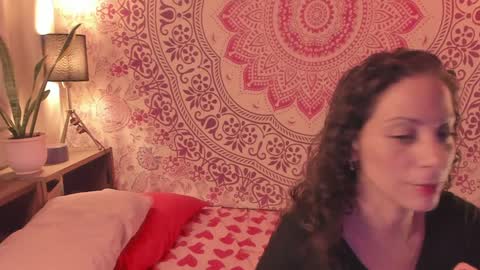 effy online show from January 7, 3:14 am