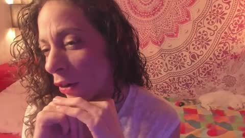 effy online show from February 13, 3:29 am