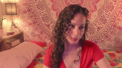 effy online show from January 31, 2:04 am