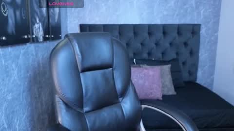 Snapshot of eileen__stone chatting on October 18, 7:26 pm eileen__stone online show from October 18, 7:26 pm