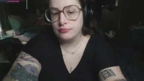 eilidh 3 online show from March 11, 2:05 am