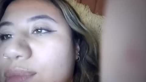 EIMY   MODEL INDEPENDENT online show from April 10, 6:30 am