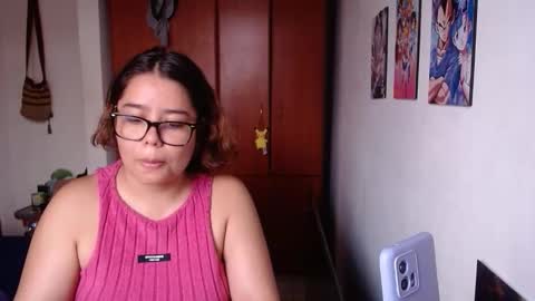 eimy_saenzz online show from February 20, 5:25 pm