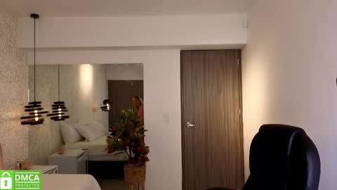 LOREIN online show from January 6, 12:20 pm