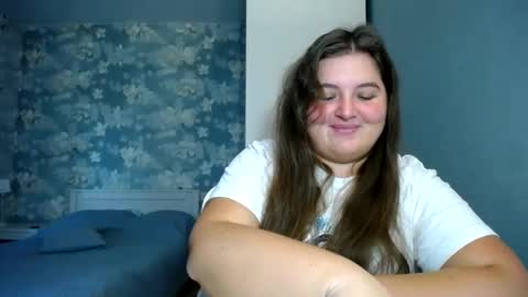 Elanis online show from October 21, 1:59 pm