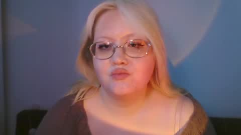 elayne_sweet online show from April 4, 1:43 pm