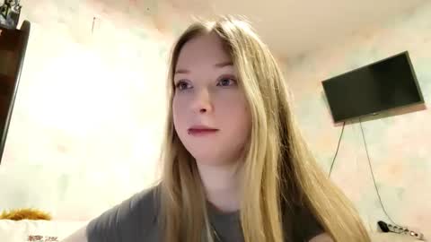 MIa online show from February 24, 1:54 pm