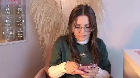 Elecktra online show from April 20, 7:50 pm