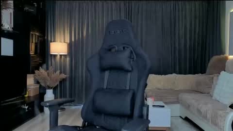 ElektraSheDemon online show from March 20, 8:19 am