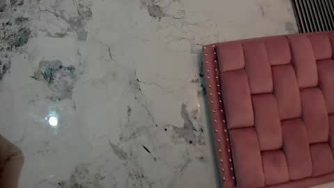 elena_wolff online show from December 16, 12:00 pm