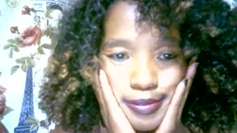 elenah013 online show from September 18, 7:40 am