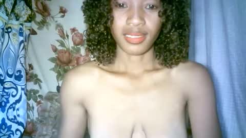 elenah013 online show from February 18, 7:29 am