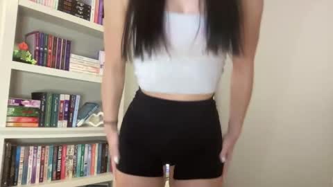 Elena online show from November 7, 1:06 pm